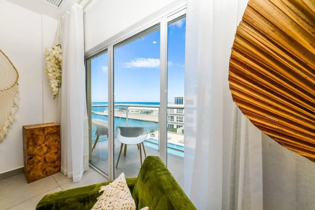 2Bd 2Bath Apt - 5 Star Ocean View, Pool, Gym Oranjestad Apartamento