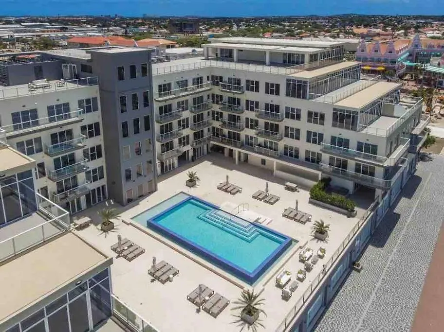 Apartamento 2Bd 2Bath Apt - 5 Star Ocean View, Pool, Gym Oranjestad